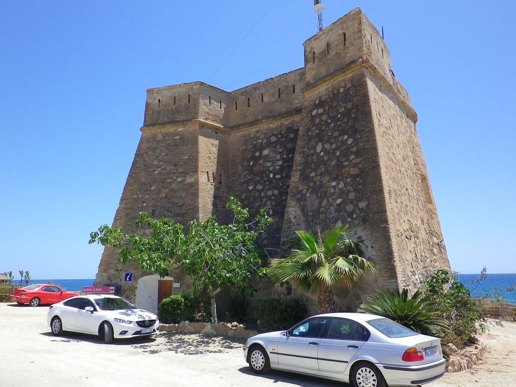 Photo №2 of Torre de Cristal