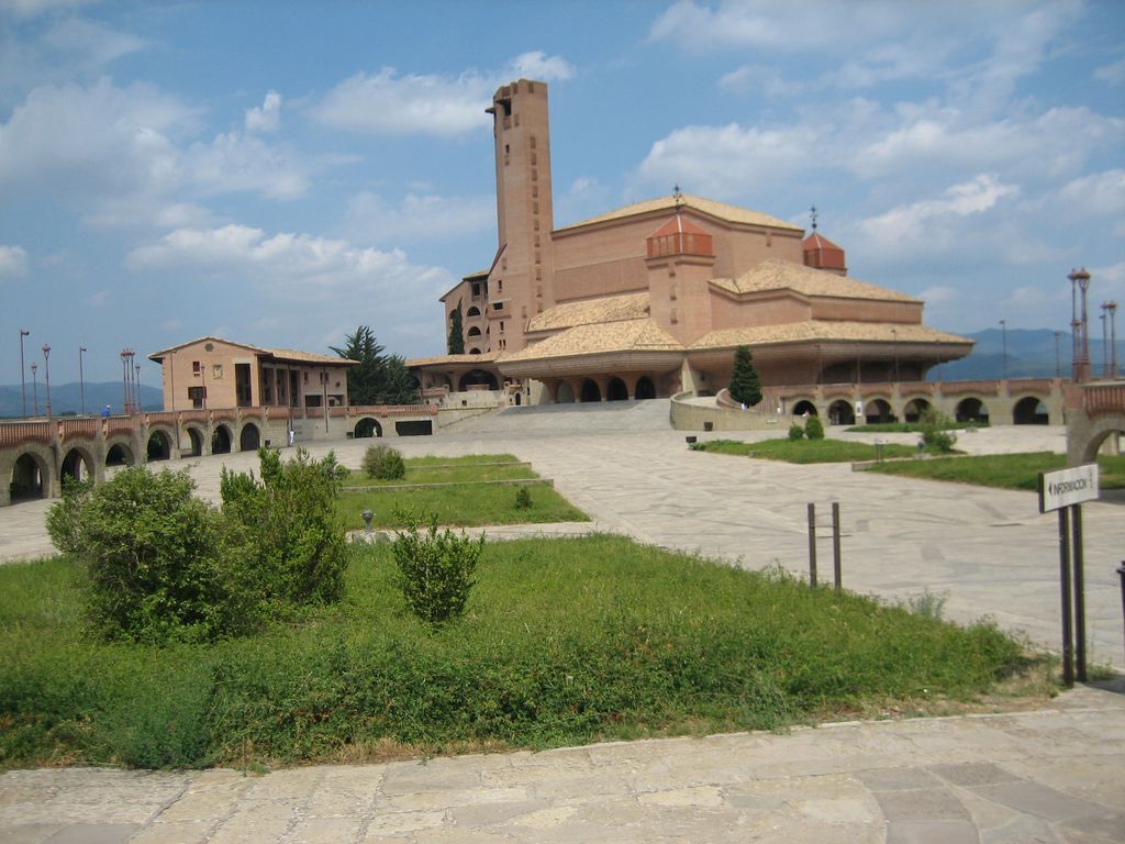 Photo №2 of Torreciudad