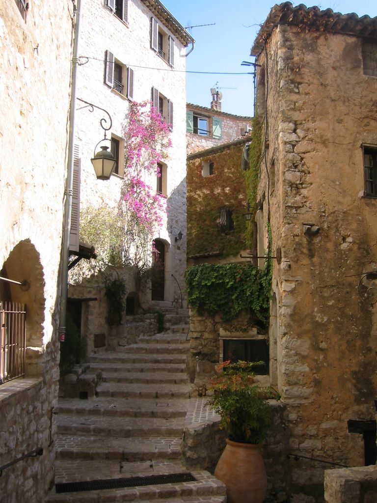 Photo №5 of Tourrettes-sur-Loup