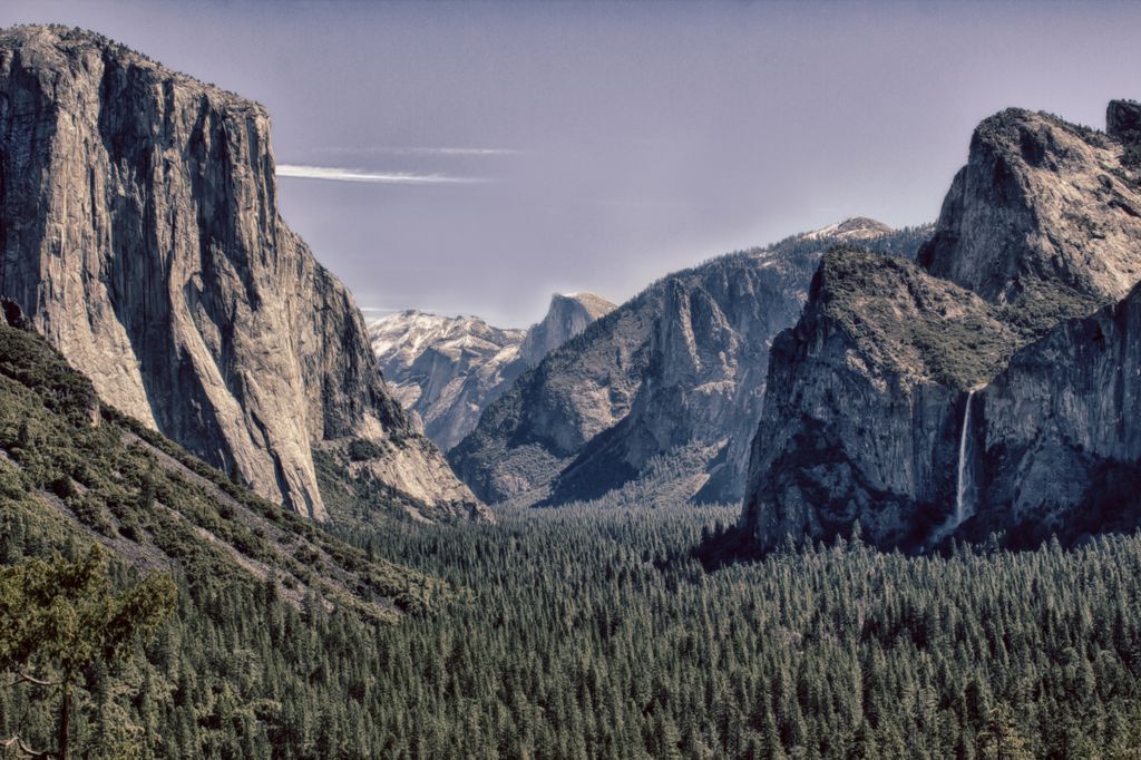 Photo №5 of Tunnel View
