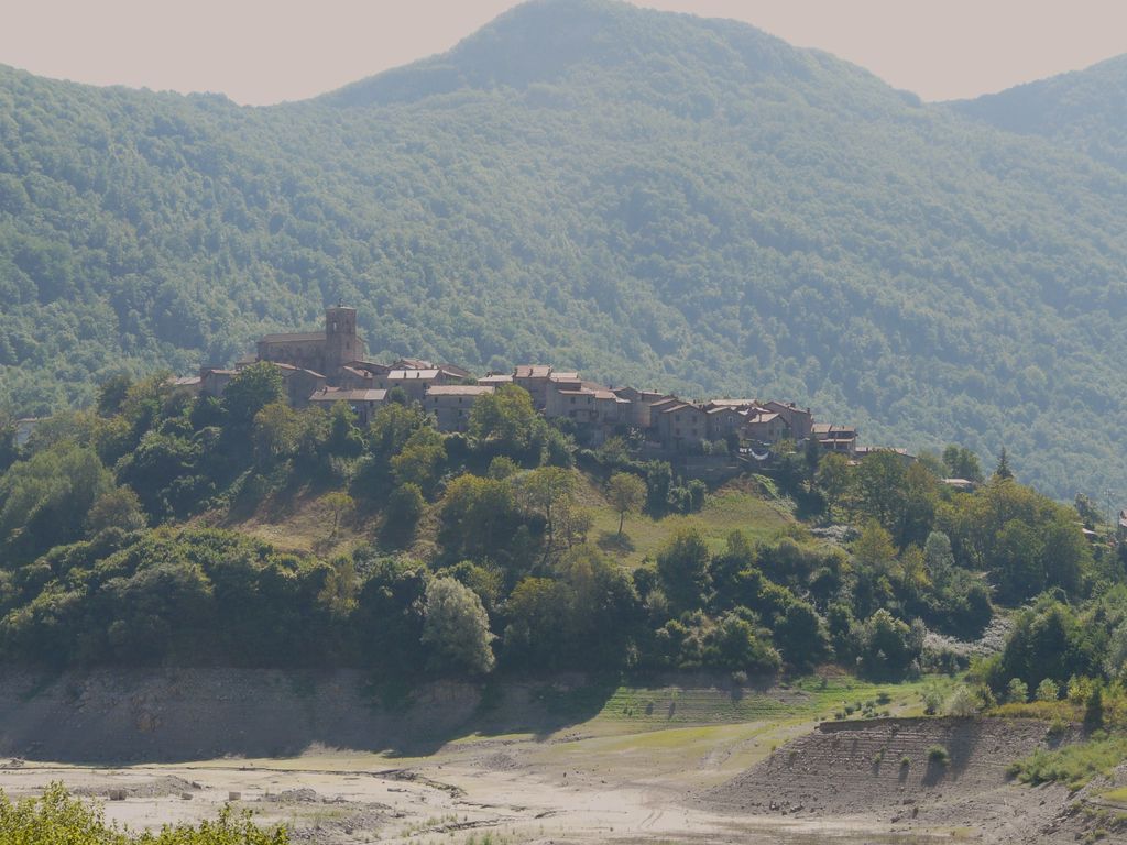 Photo №2 of Vagli Sotto