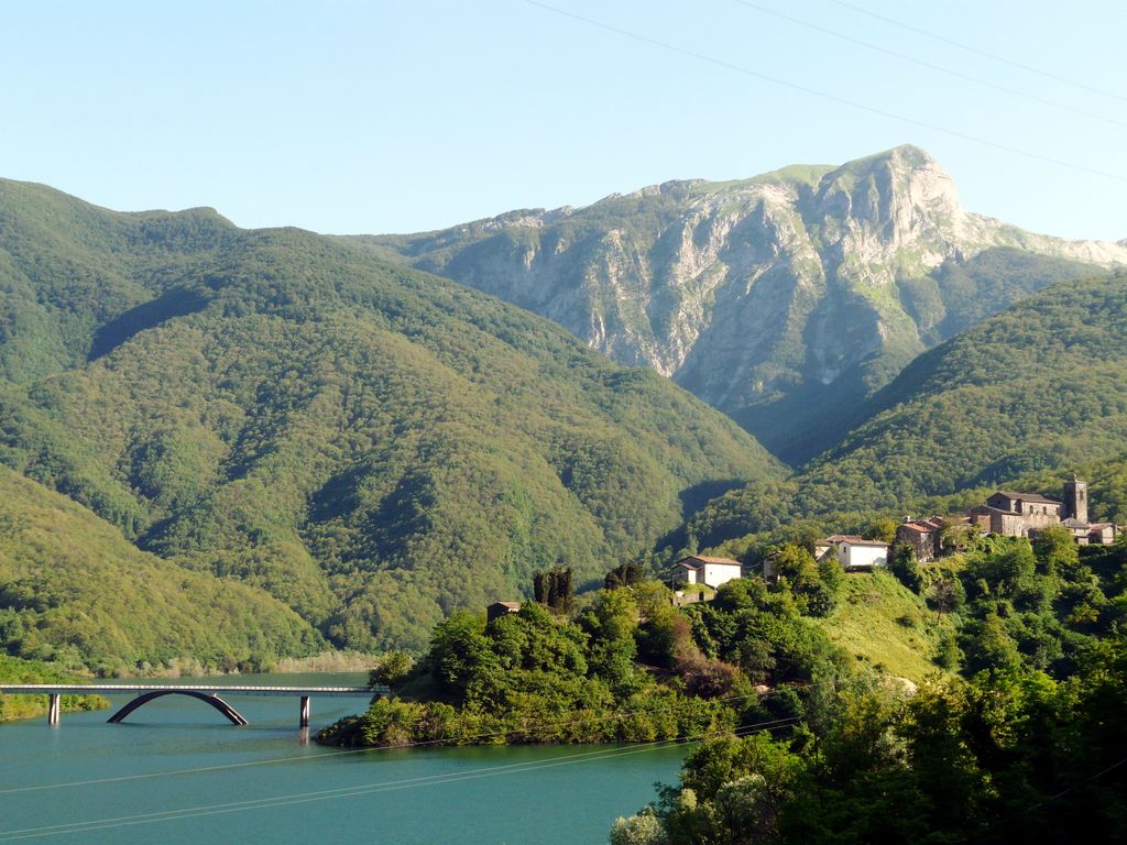 Photo №4 of Vagli Sotto