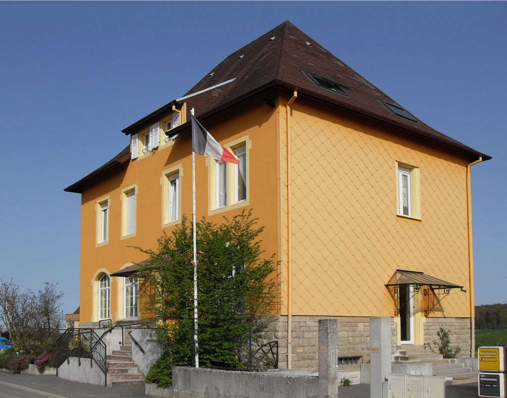 Photo №2 of Valdieu-Lutran