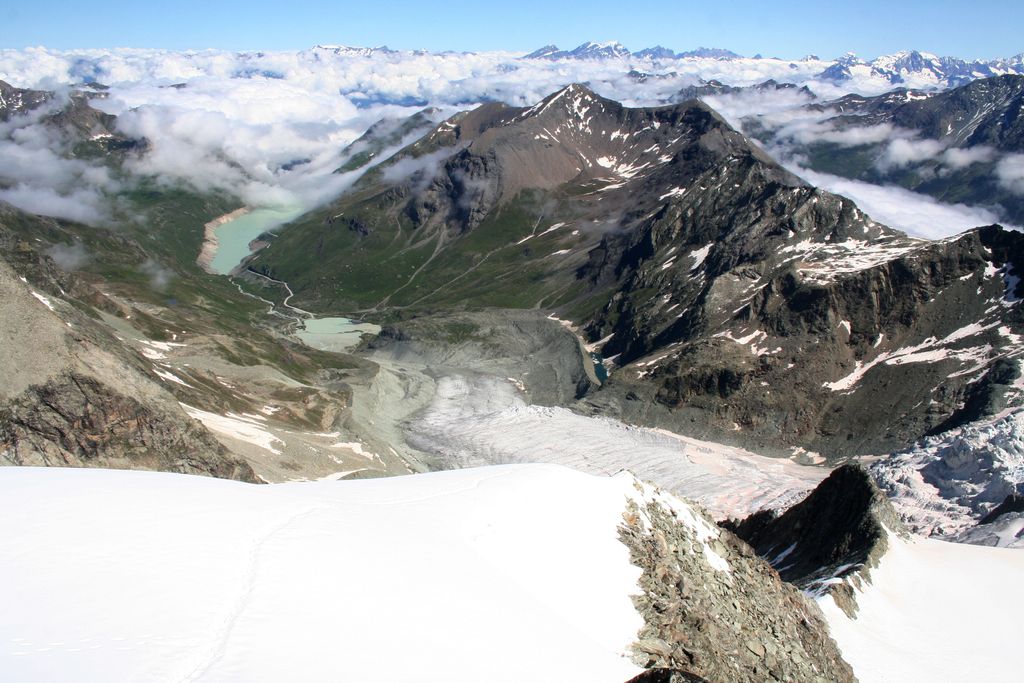 Photo №2 of Pointes de Mourti