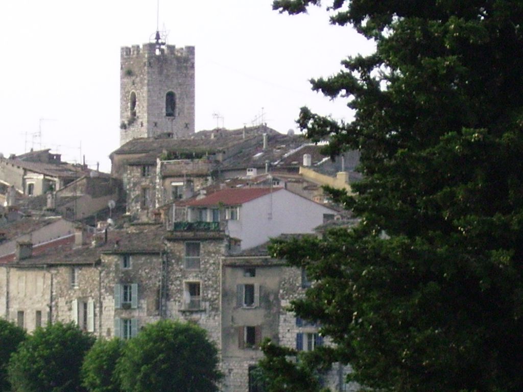 Photo №2 of Vence