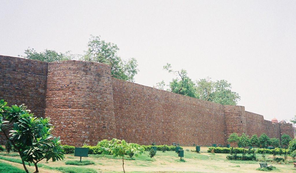 Photo №2 of Salimgarh Fort