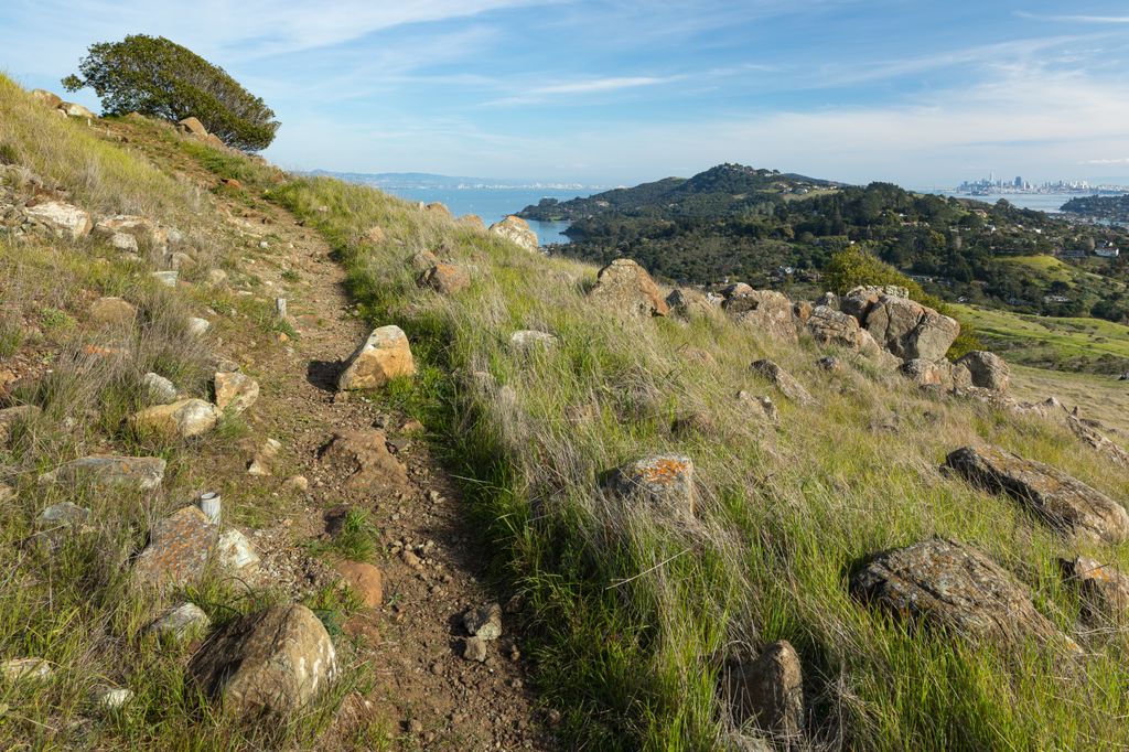 Photo №4 of Ring Mountain