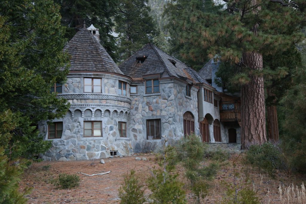 Vikingsholm Visitor Center