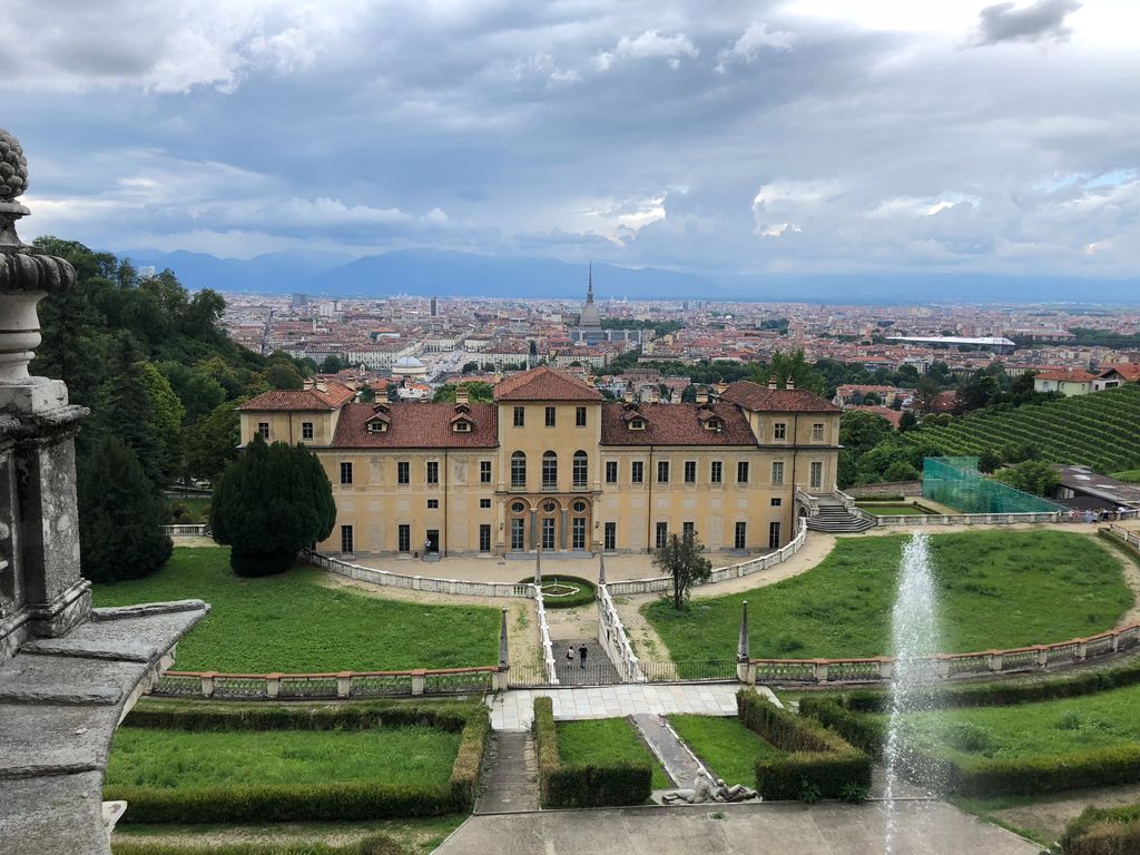 Photo №3 of Villa della Regina