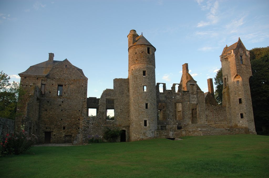Photo №2 of Château de Gratot