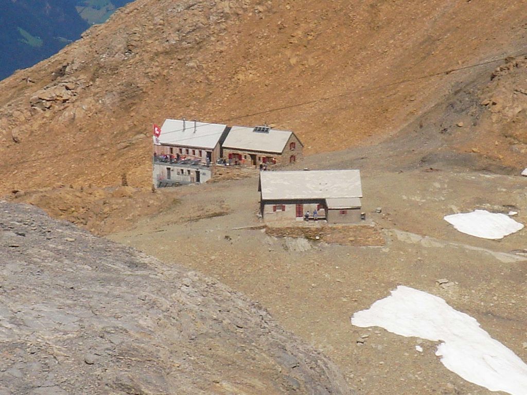 Wildstrubelh%C3%BCtte_SAC_2007