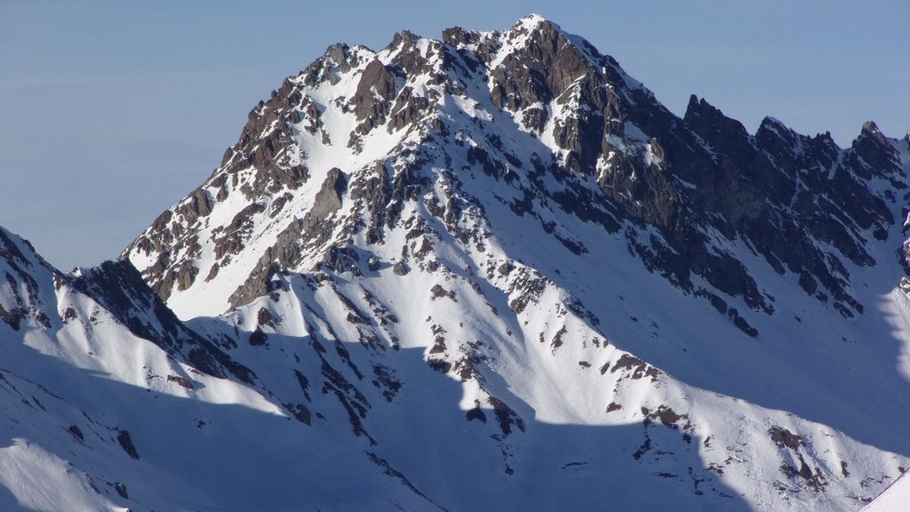 Photo №2 of Paraid Naira