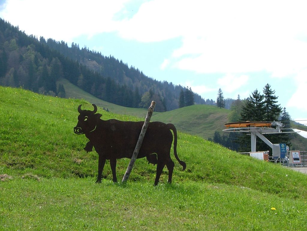 Photo №2 of Eckhalde